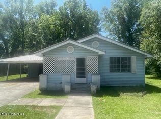 707 Jarrell St, Picayune, MS 39466