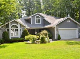 51450 Crooked Oak Dr, Granger, IN