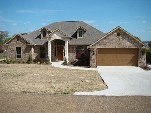 1st image of 18717 Briarwood Dr