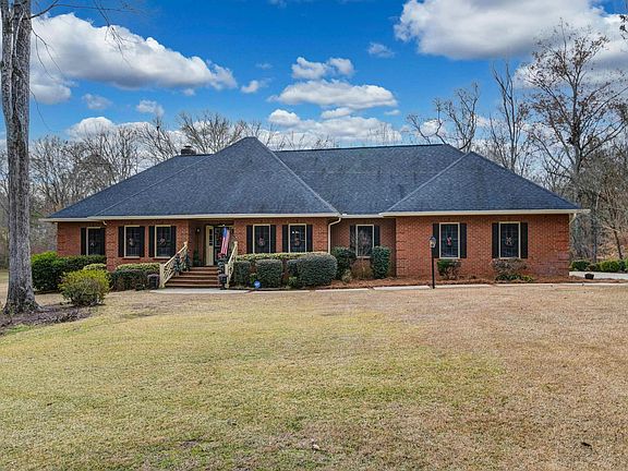 2nd image of 1141 Old Brickyard Rd