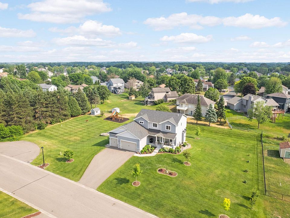1st image of 2058 133rd Ln NE
