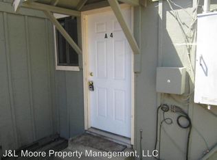 317 W 2nd St APT 4A, Medford, OR 97501