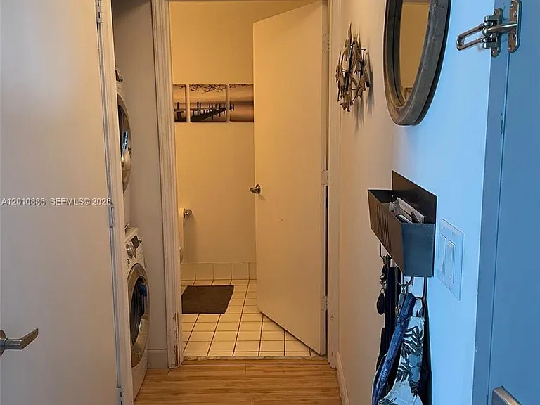 601 NE 36th St #1705 — Photo 13