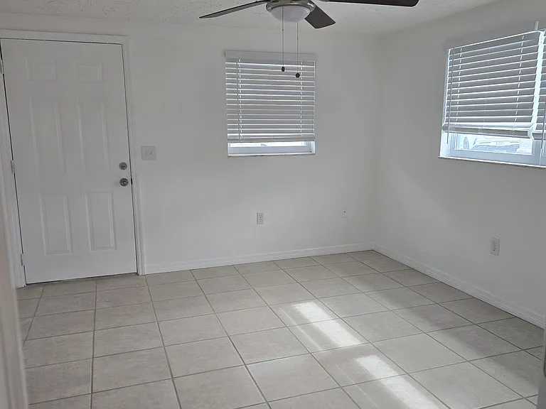 9804 Hidden Ln #2 — Photo 7