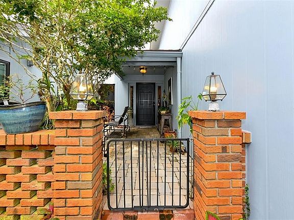 5th image of 2626 Moss Oak Dr