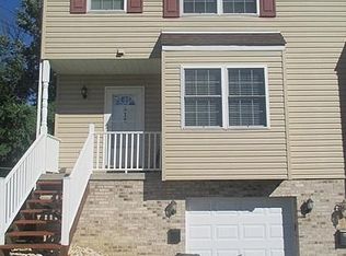 518 Moore Ave, Canonsburg, PA 15317