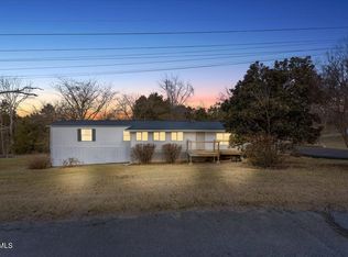 228 Jarrell Dr, Bluff City, TN 37618
