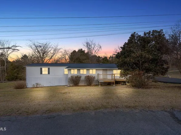228 Jarrell Dr, Bluff City, TN 37618