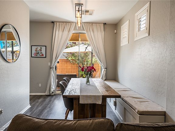 4th image of 10572 La Campana St