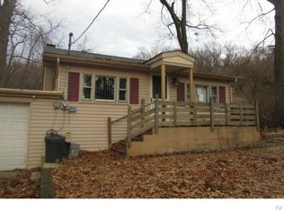 450 Stoneridge Rd, Emmaus, PA 18049