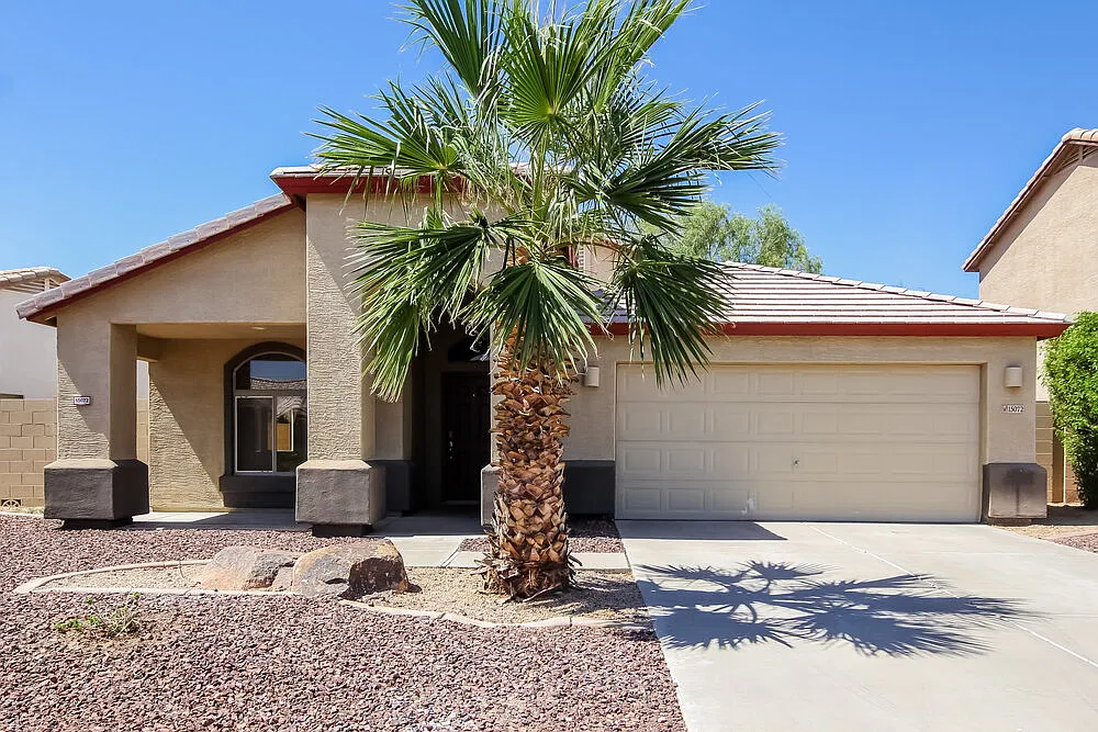 3 bed, 2.0 bath, 1636 sqft, $1,990 — Photo 1