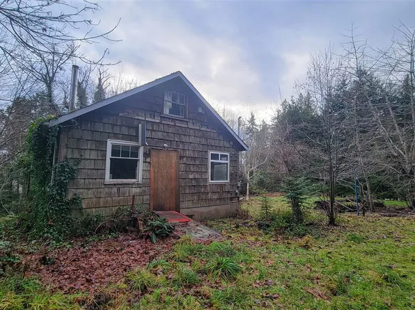 4880 Compton Rd, Pt Alberni, BC V9Y 7M5