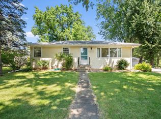 1466 16th St NW, New Brighton, MN 55112