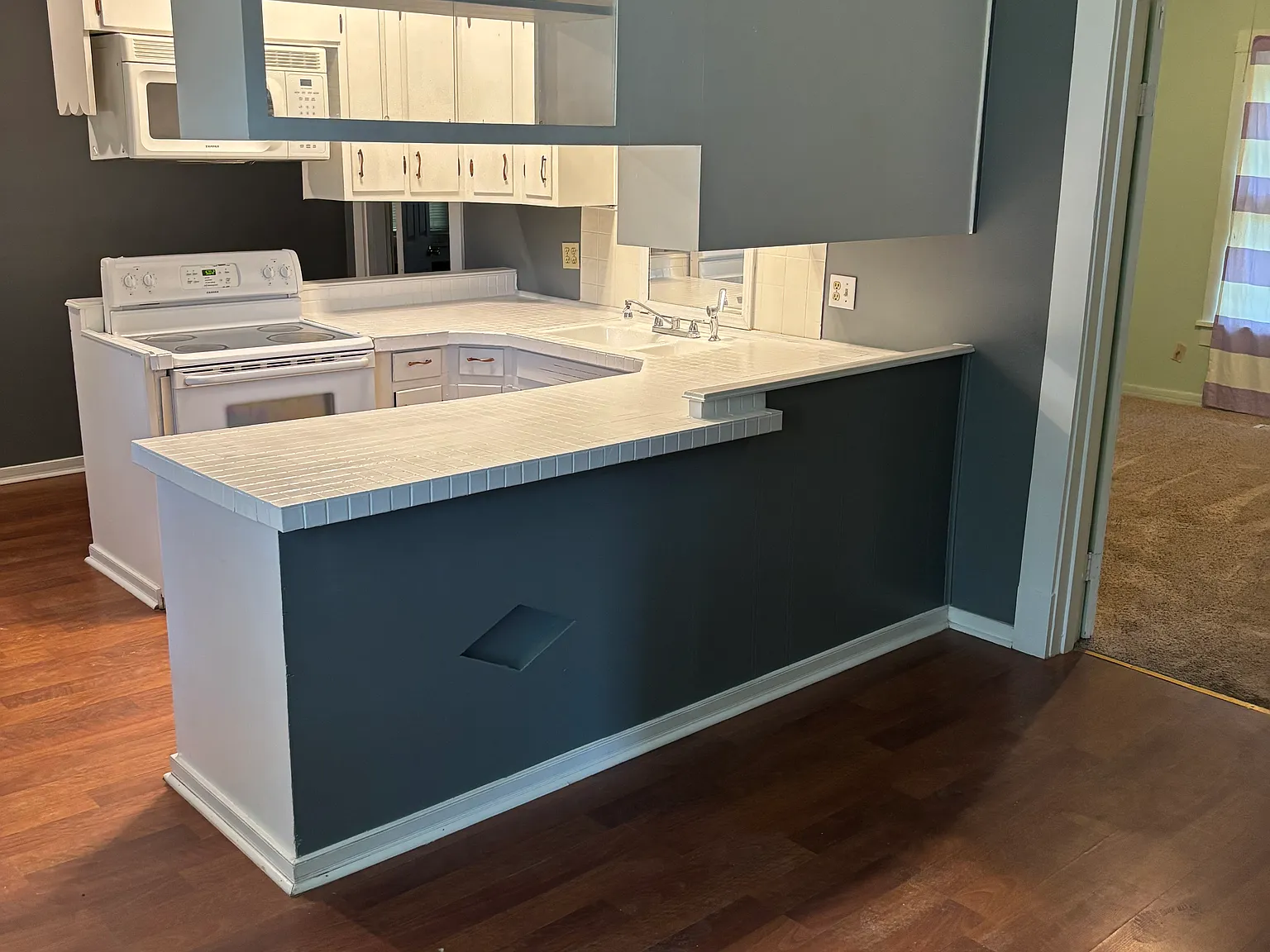 3 bed, 1950 sqft, $995 — Photo 3
