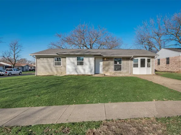 1703 Meadows Dr, Plano, TX 75074