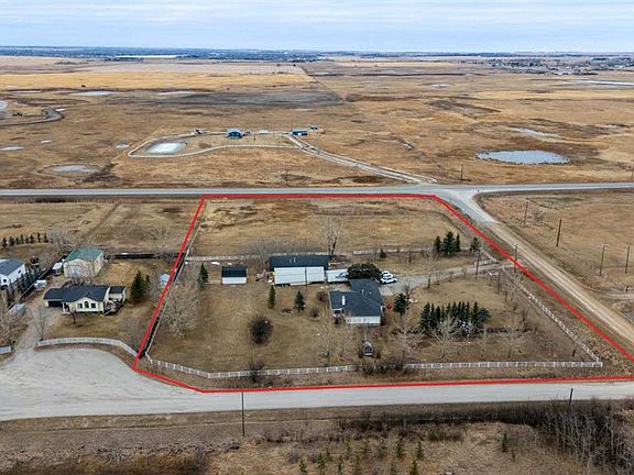 3rd image of 233239 E Glenmore View Rd