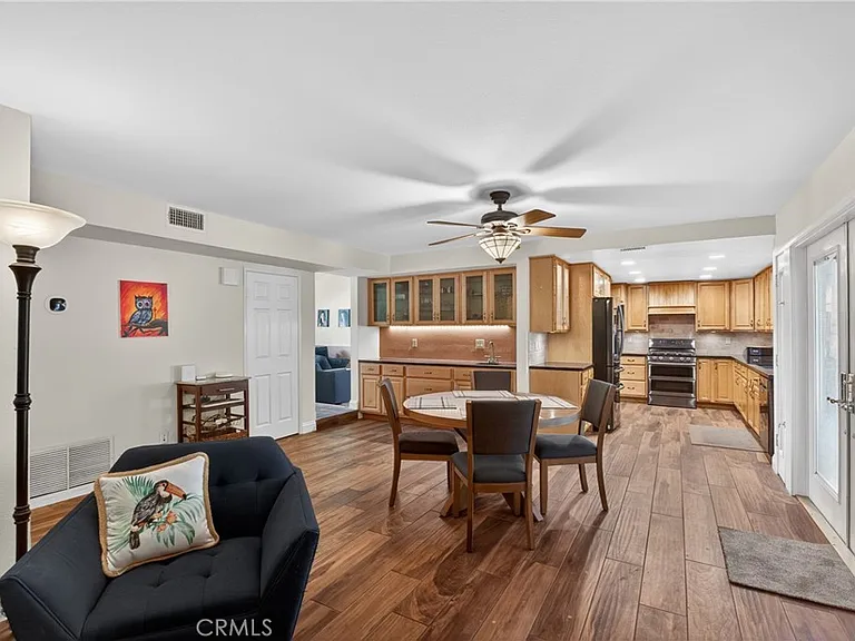 1555 Lynne Ct — Photo 11
