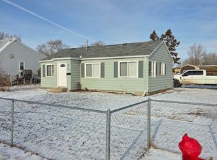 724 3rd St NE, Sidney, MT 59270
