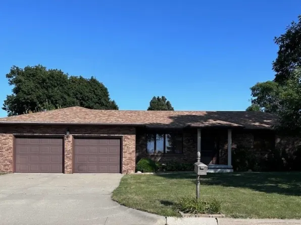 504 N 28th St, Pierce, NE 68701