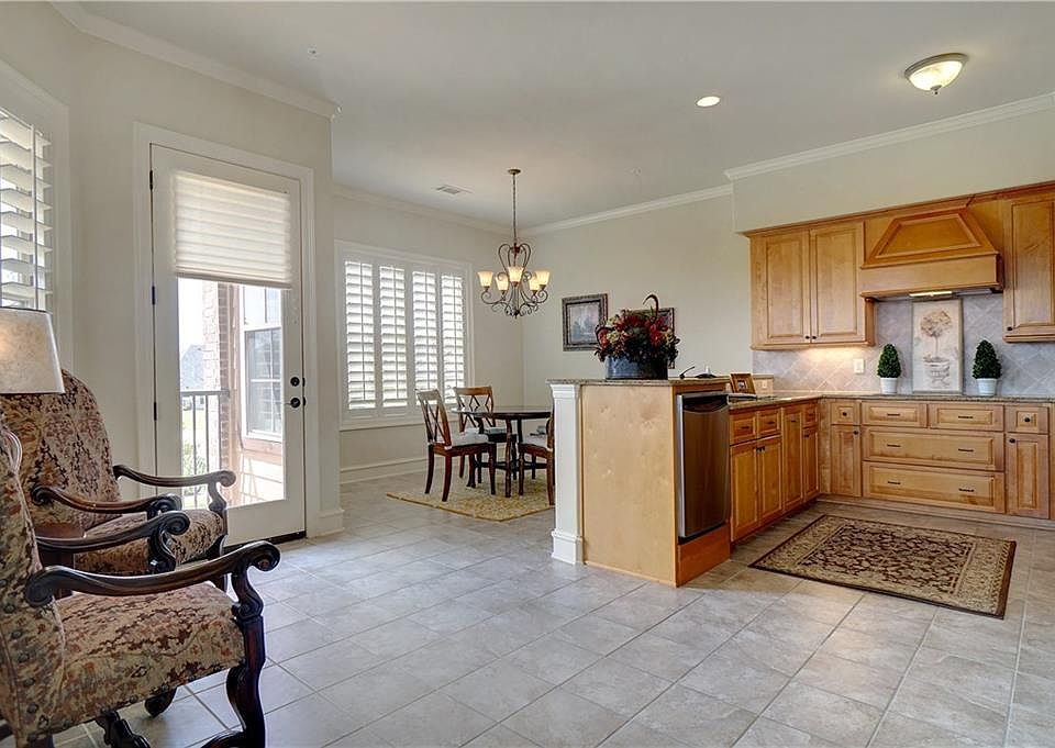 1st image of 301 Watermere Dr APT 204