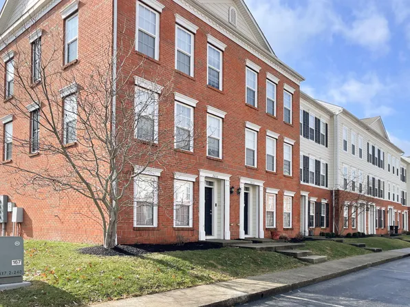 2614 Calgary, Lexington, KY 40509