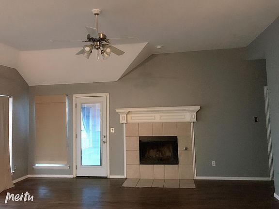 5th image of 9921 Tanglebrush Dr