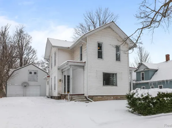 202 Middle St, Nashville, MI 49073