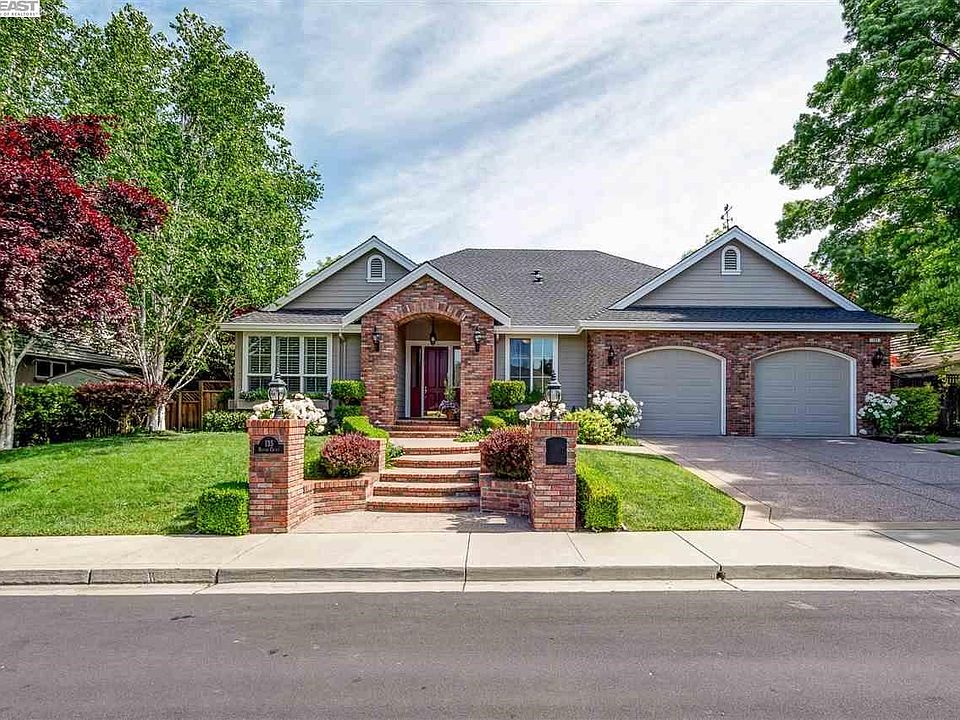 1st image of 135 Mattos Ct