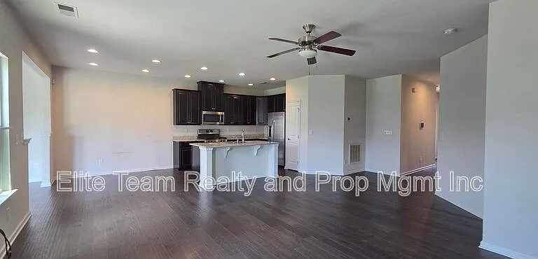 7347 Raylee Ave SW — Photo 4