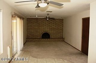 3rd image of 2527 E Malibu Dr
