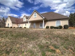 4418 Nohl Crest Ln, Flowery Branch, GA 30542