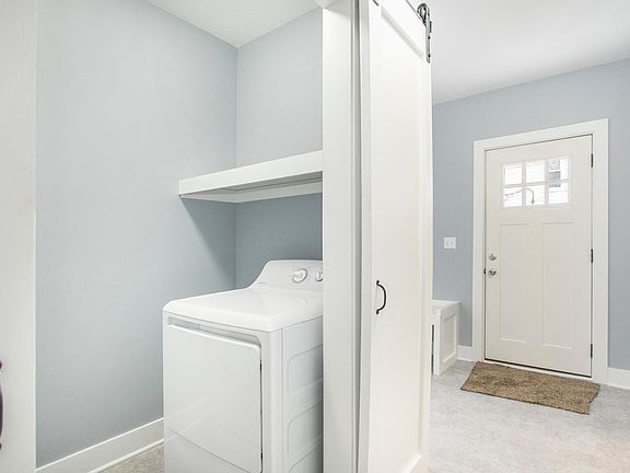 2nd image of 705 1/2 Lake Michigan Dr NW