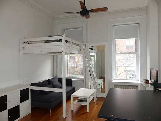 Rented by Immac Realty | media 44