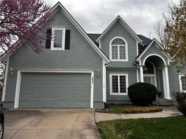 4645 Roberts St, Shawnee, KS 66226