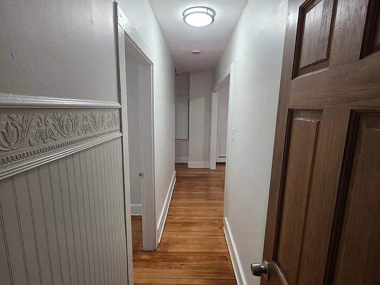 214 Maple Ave #2L — Photo 3