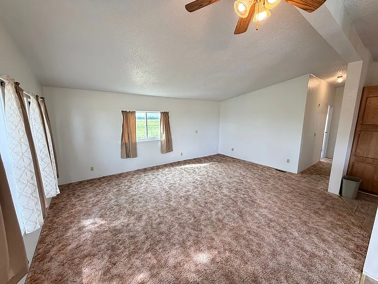 24300 E Village Dr #2 — Photo 4