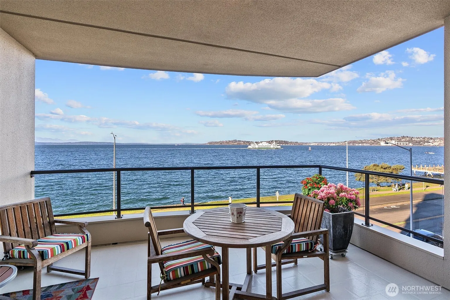 1210 Alki Avenue SW #401 photo 1