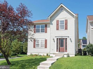 8222 Wapati Ct, Pasadena, MD 21122