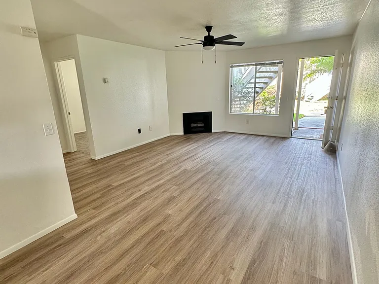 3515-3563 Roosevelt St - Su Casa Apartments — Photo 54