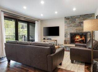 4504 Meadow Dr UNIT 201, Vail, CO 81657