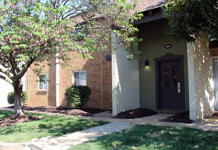 Tuscany Village Apartments — Photo 7