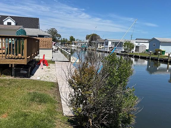 4th image of 36966 Laws Point Rd