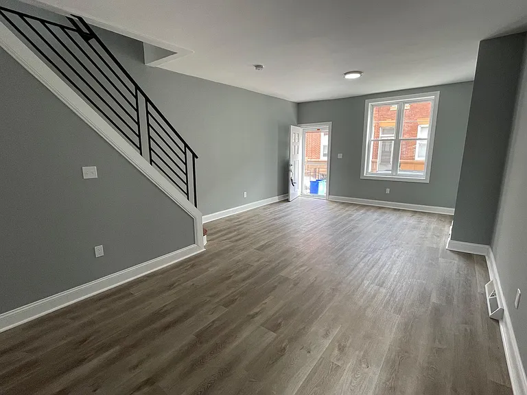 2628 S Carlisle St — Photo 5
