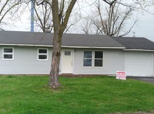 7 Lazarcheff Dr, Cahokia, IL 62206