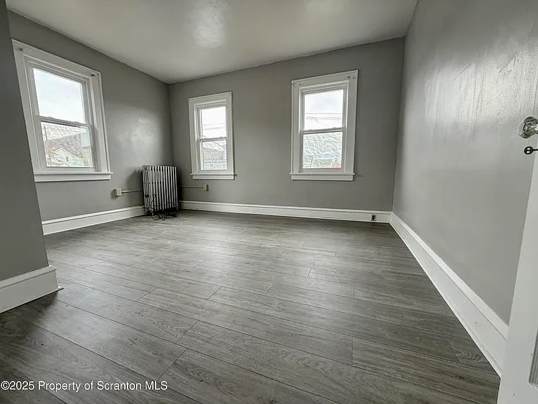 394 Tripp St #1 — Photo 8
