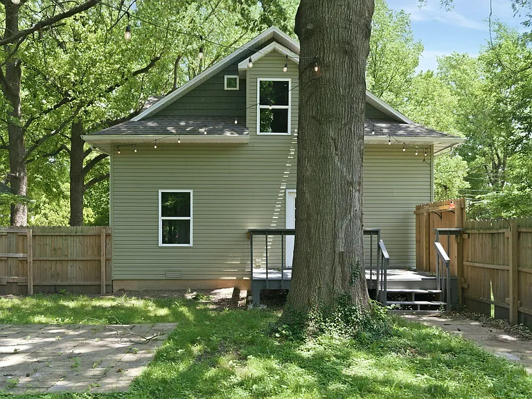 837 S Kentwood Ave — Photo 39