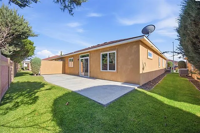 9307 Vincenzo Dr — Photo 24