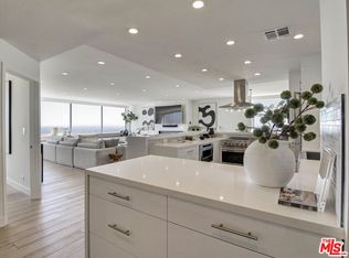 2220 Avenue Of The Stars Unit 2605, Los Angeles, CA 90067