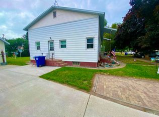 643 Idaho St, Ashton, ID 83420