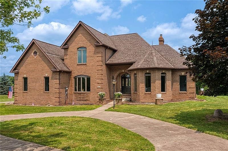 421 Dairy Farm Rd, New Kensington, PA 15068 Zillow